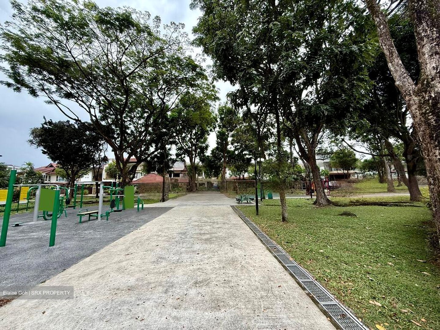 Holland Gardens (D10), Semi-Detached #450289171